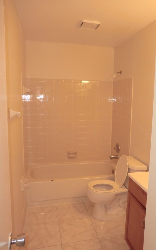 6980 Woodscape Cir #3T - Photo 5 of 7