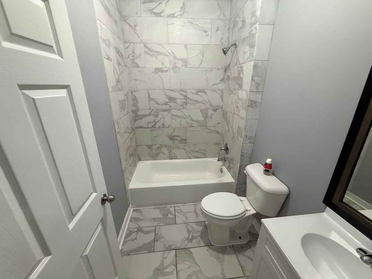 3354 Spottswood Ave - Photo 6 of 16