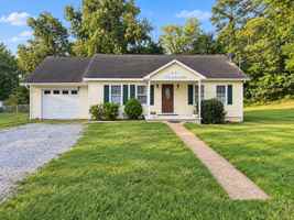 featured image of 1205 Fairway Dr Sw