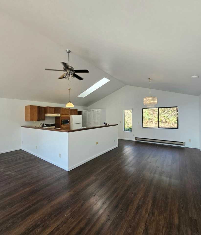 111 Finch Ln - Photo 6 of 18