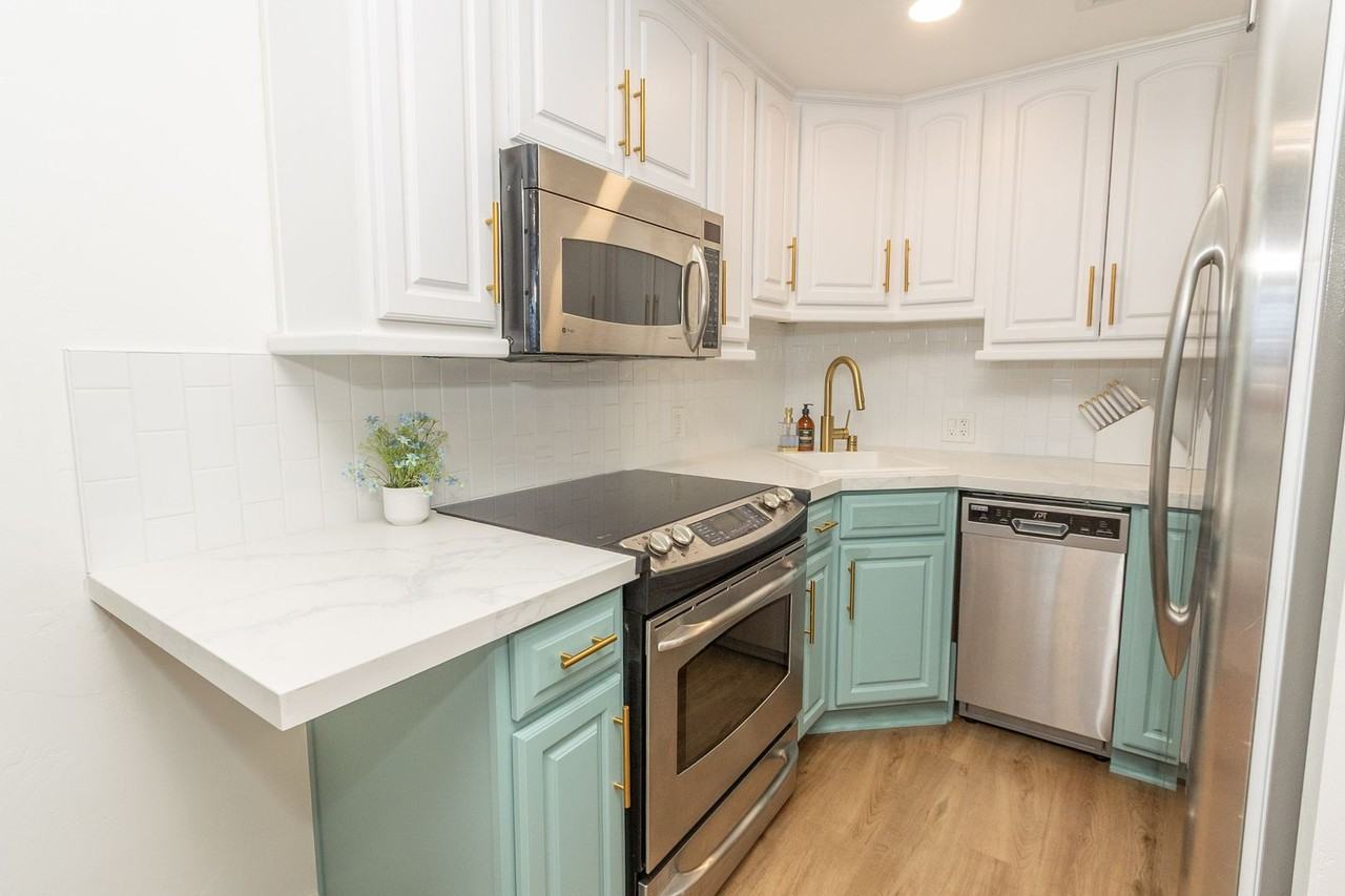 939 Coast Blvd Unit 3d #3D - Photo 5 of 29