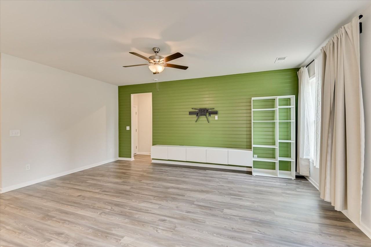 6370 Whirlaway Rd - Photo 6 of 44