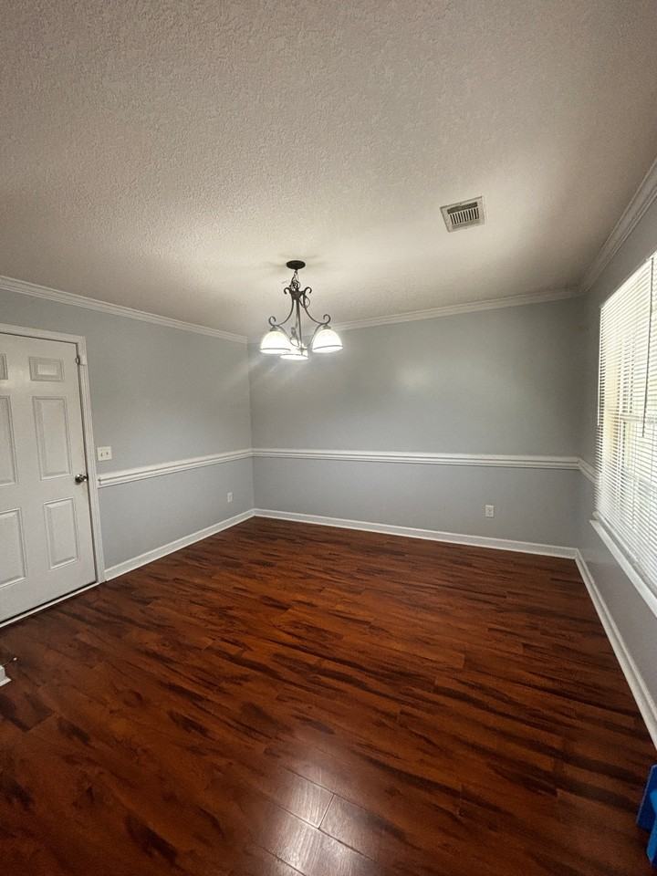 221 Guyett Ave #1 - Photo 3 of 31
