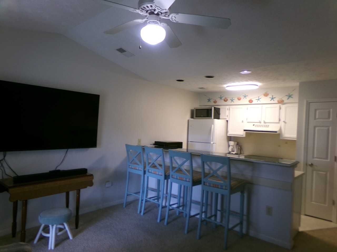 4262 Pinehurst Circle S-8 - 1 #1 - Photo 6 of 25