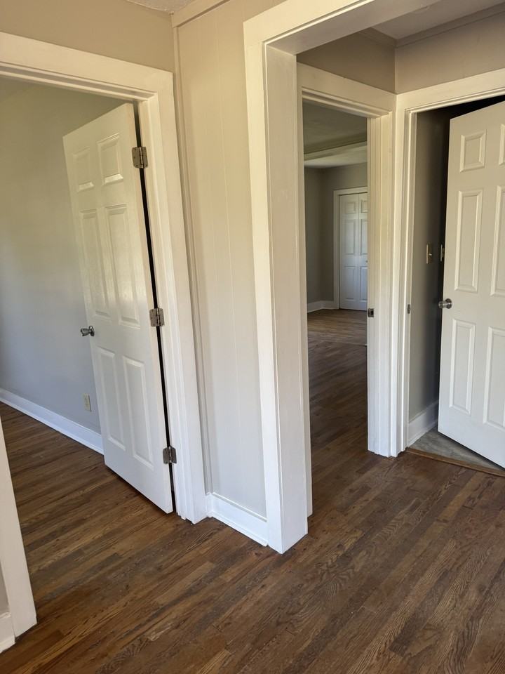 1410 E Chilhowie Ave #1 - Photo 3 of 23