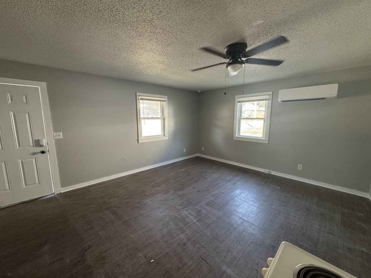718 E Culton St #1 - Photo 2 of 6