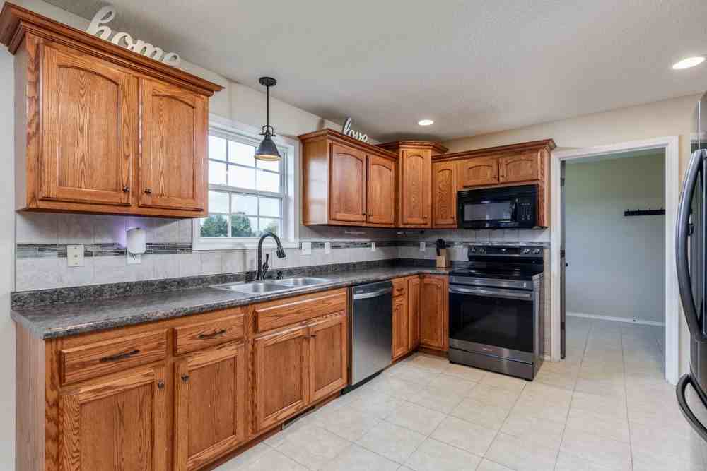 20485 Stagecoach Rd #1 - Photo 3 of 26