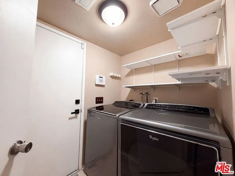 5539 West Avenue L 6 - Photo 7 of 7
