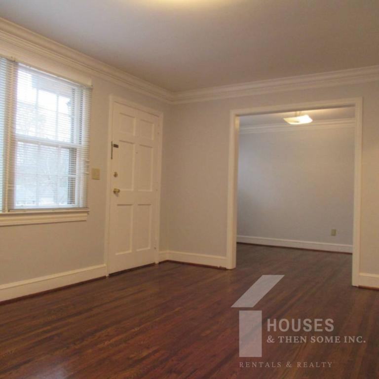 10 Winthrop Ave - Photo 2 of 17