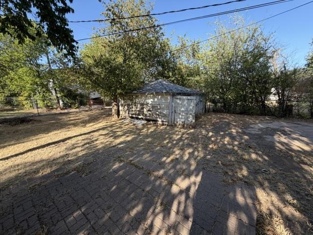 1706 Mcgregor Ave - Photo 4 of 12