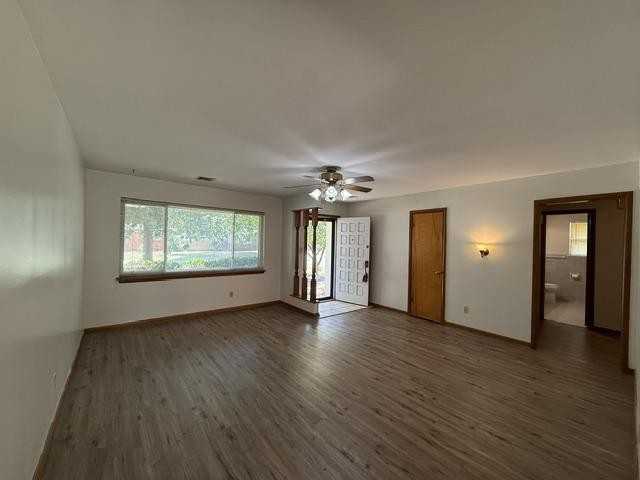10705 Sunnymeade Pl - Photo 3 of 13