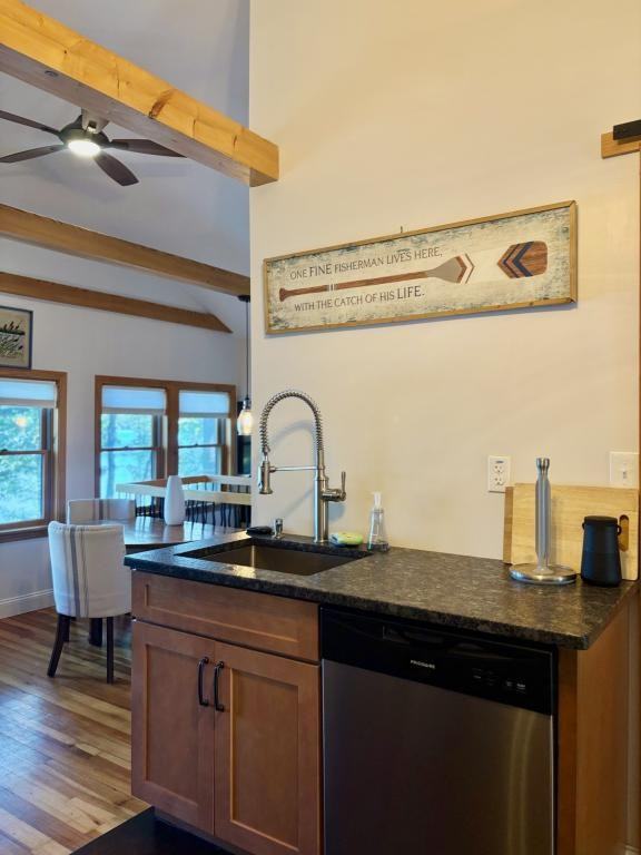 850 Quaker Ridge Rd - Photo 5 of 28