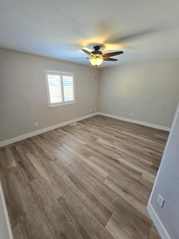 1020 N Crestley Ave - Photo 7 of 12