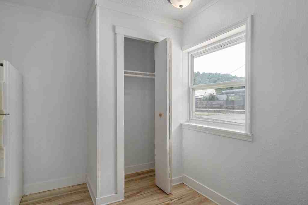 21 Larue St - Photo 5 of 8