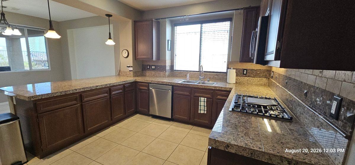42283 Hideaway St - Photo 4 of 27