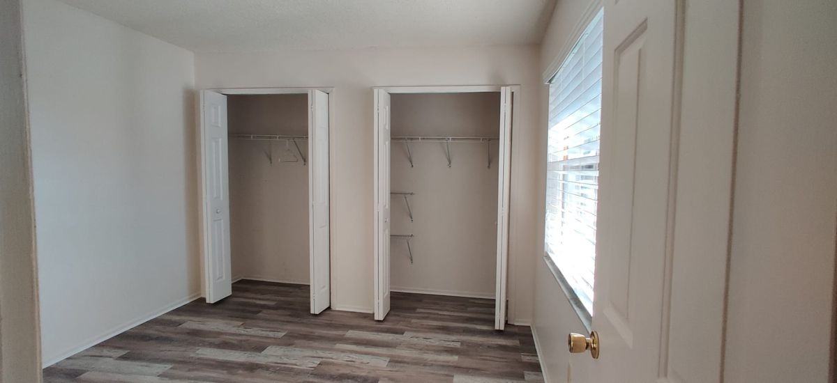 170 Windtree Ln - Photo 5 of 11