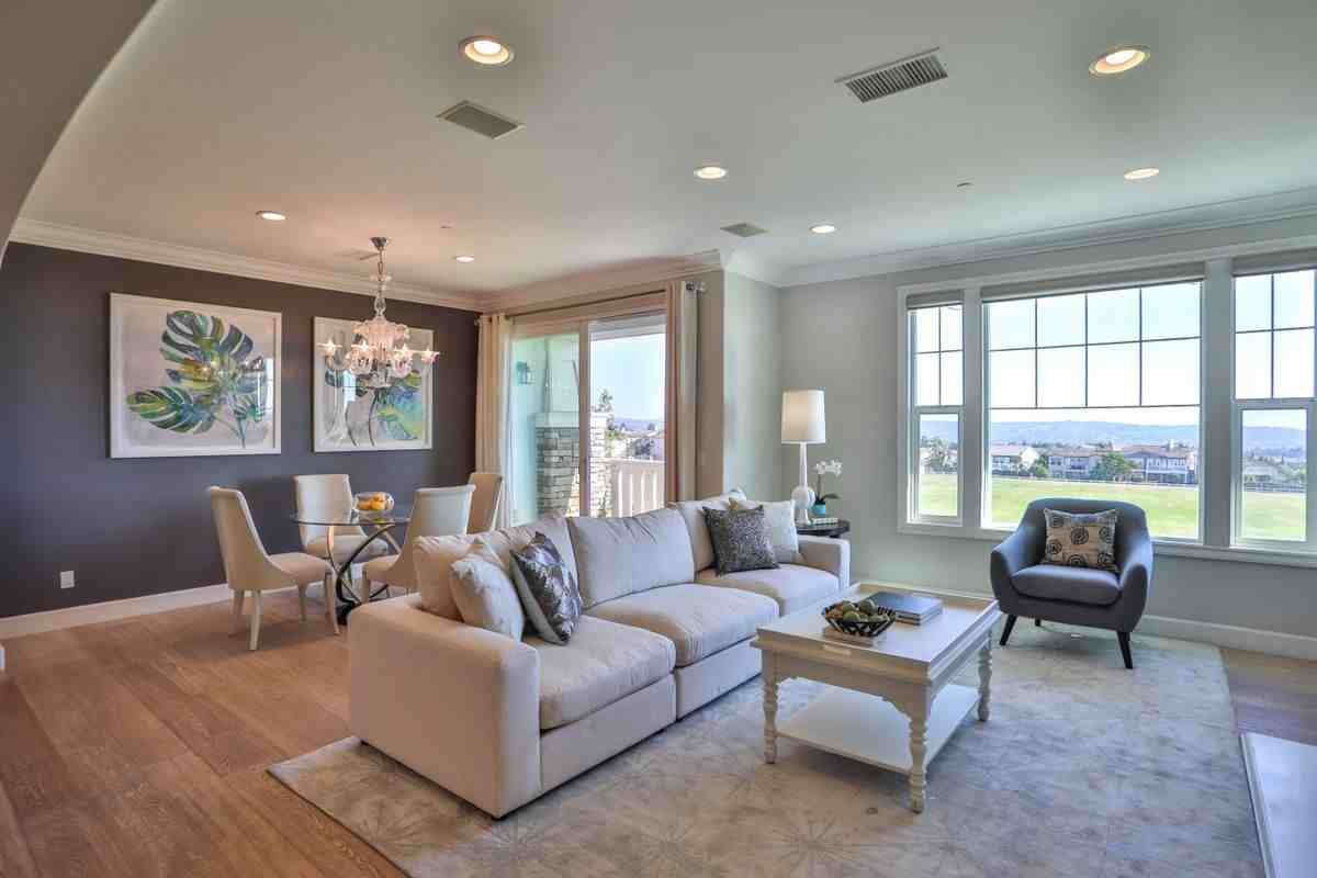 18658 Clubhouse Dr - Photo 5 of 41