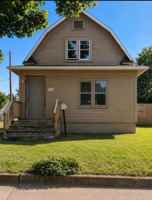 featured image of 118 Dewey St