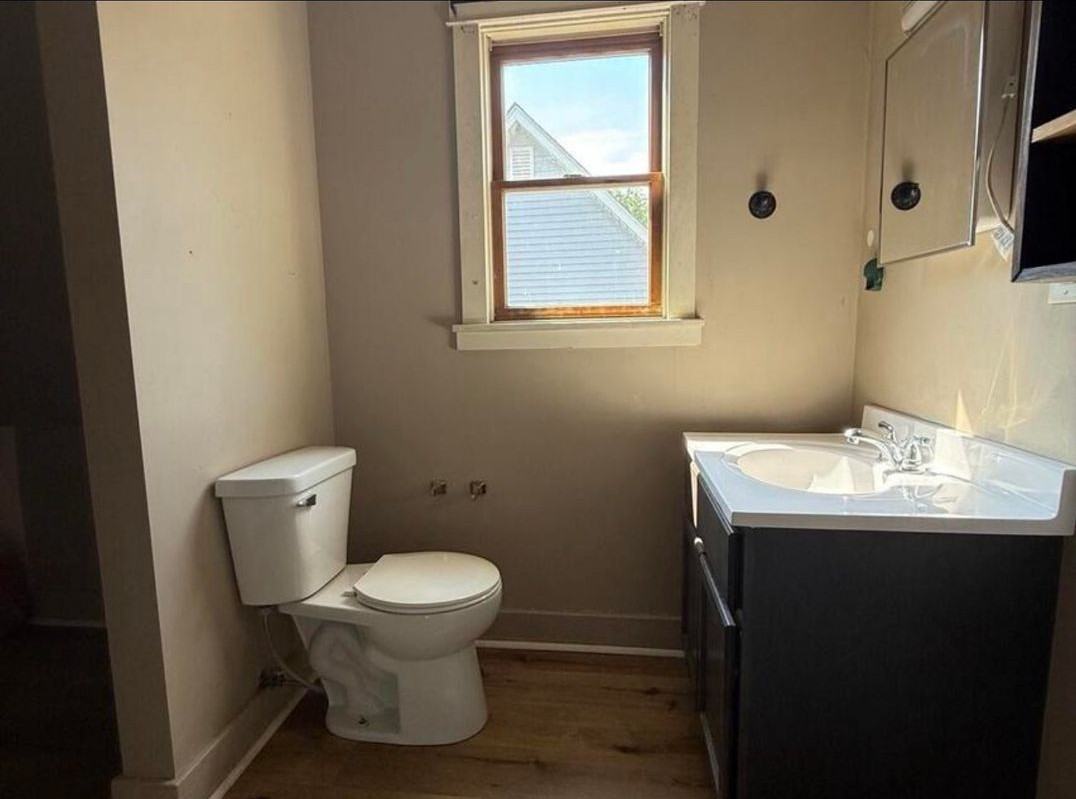 118 Dewey St - Photo 5 of 7