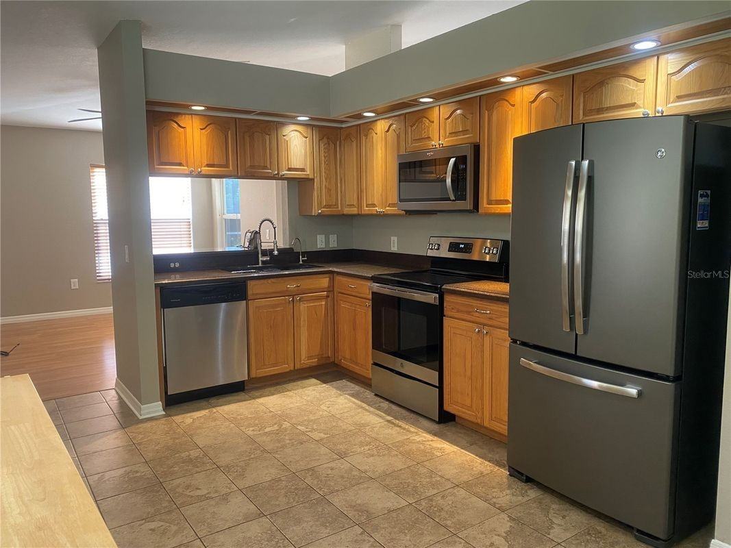 118 Byron Ct - Photo 4 of 14