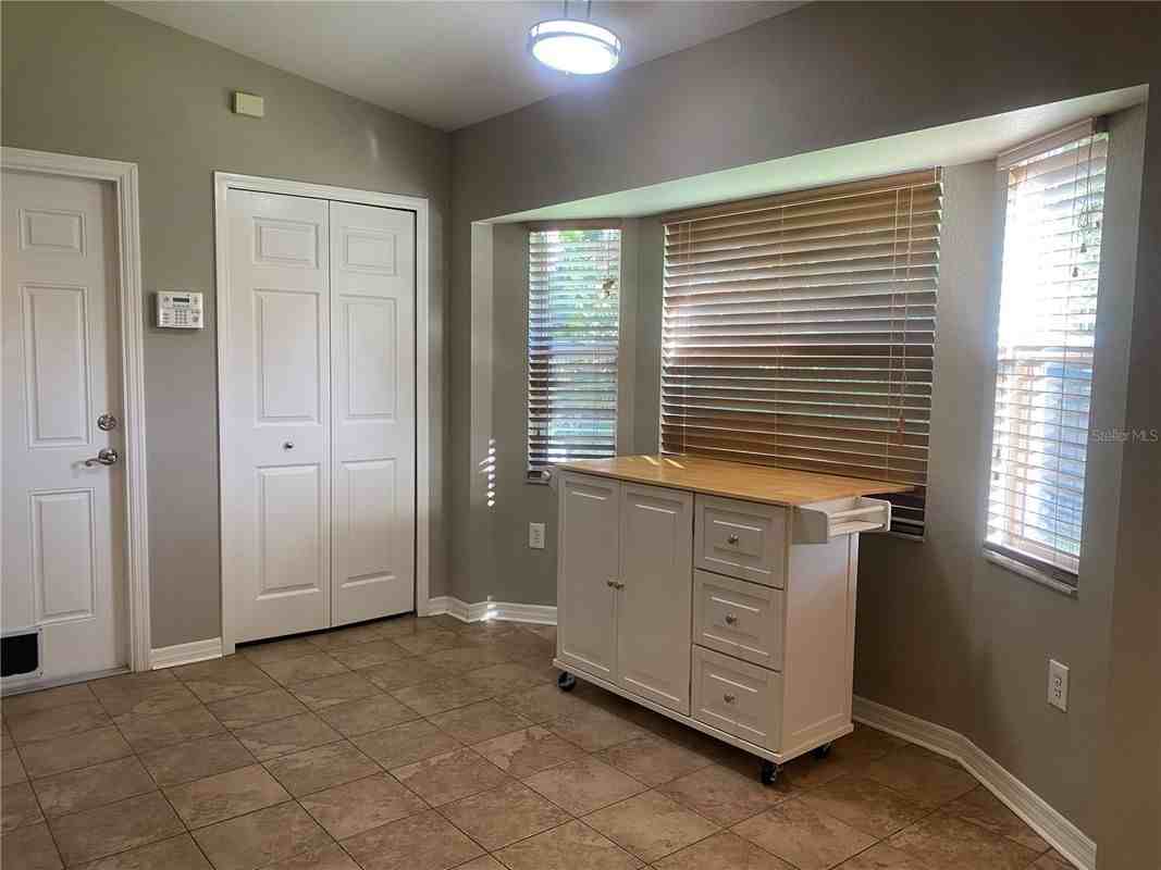 118 Byron Ct - Photo 5 of 14