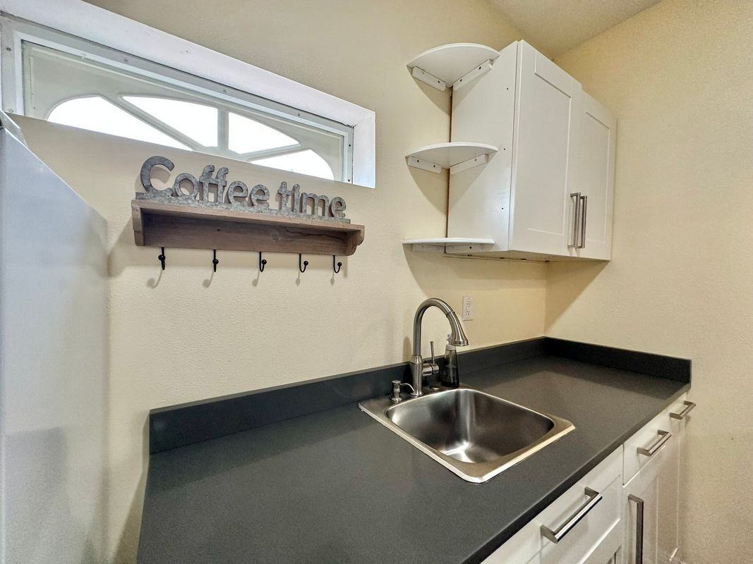 1901 Lindo St - Photo 6 of 18