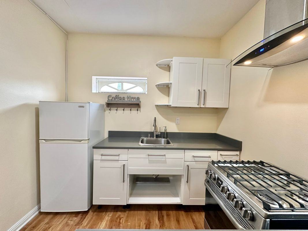 1901 Lindo St - Photo 7 of 18