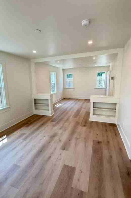 1656 1/2 W 52nd St - Photo 6 of 14