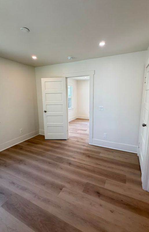 1656 1/2 W 52nd St - Photo 7 of 14