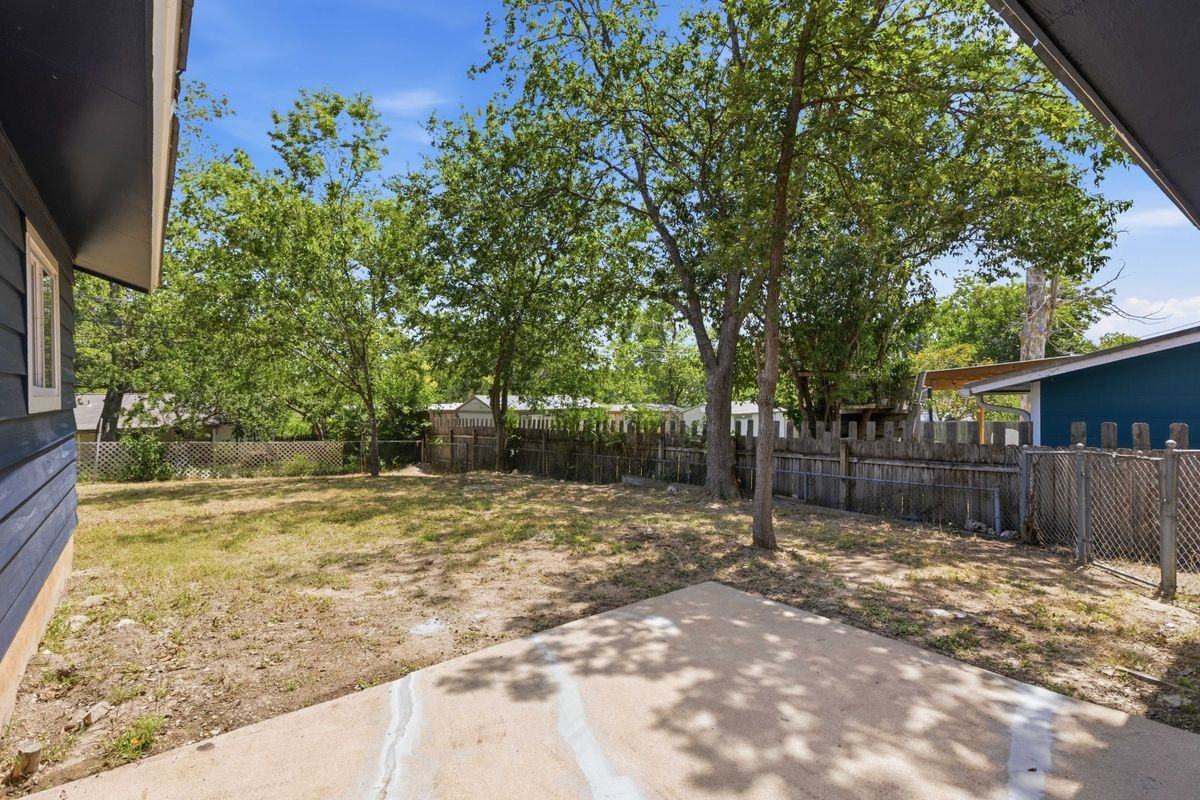 6807 La Salle Dr - Photo 6 of 40