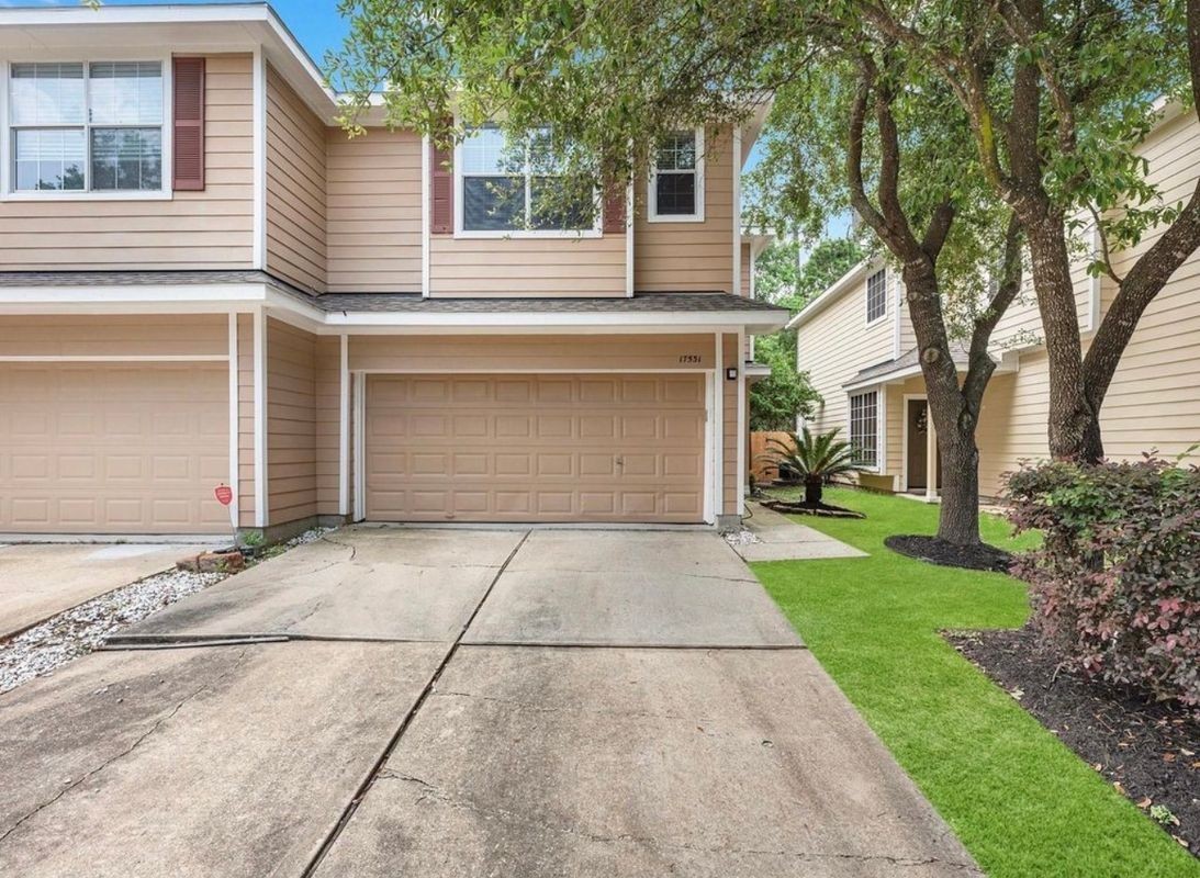 17531 Olympic Park Ln - Photo 3 of 12