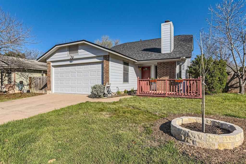 708 Decker Prairie Dr - Photo 2 of 7