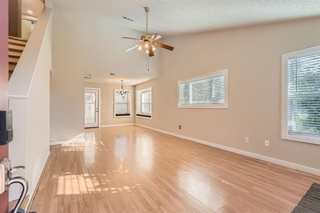 708 Decker Prairie Dr - Photo 3 of 7