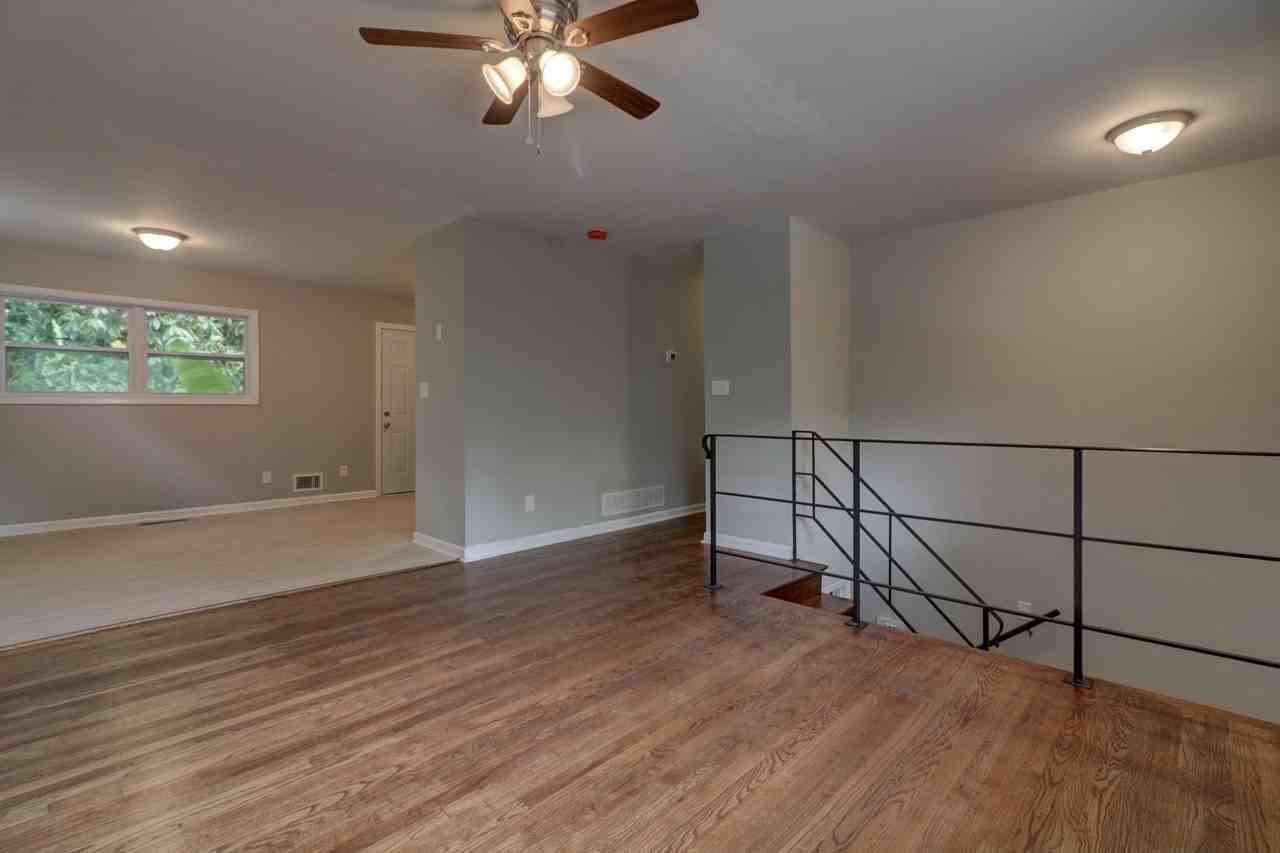 1387 Willow Dr - Photo 7 of 15
