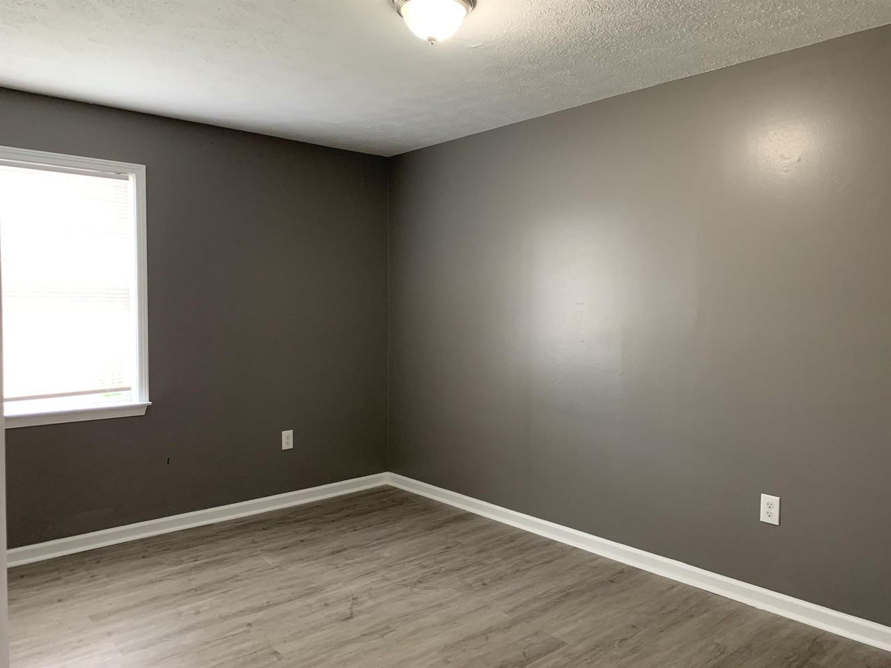 719 S Berthe Ave #1 - Photo 3 of 10