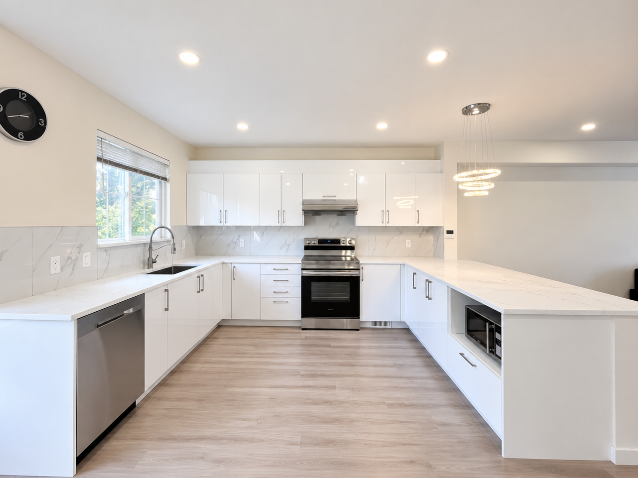 11571 Thorpe Road - Photo 4 of 12