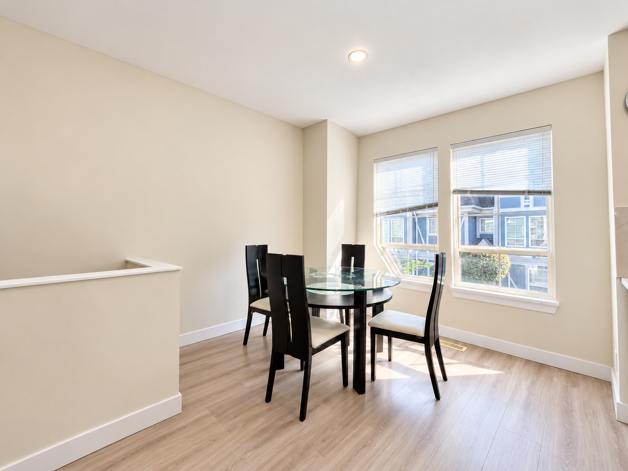 11571 Thorpe Road - Photo 5 of 12