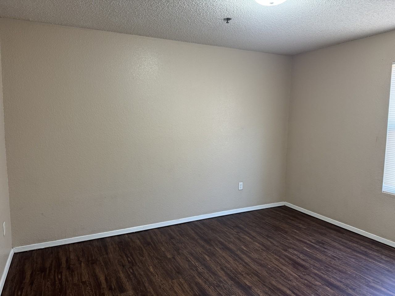 9811 Socorro Rd #29 - Photo 5 of 10