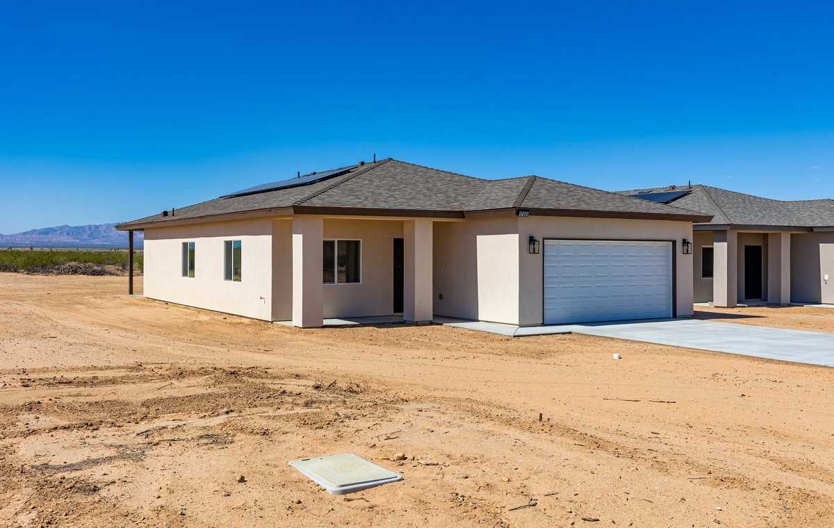 17481 Granada Drive - Photo 2 of 15