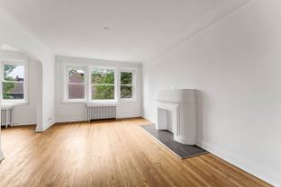 235 Charlotte St - Photo 1 of 1