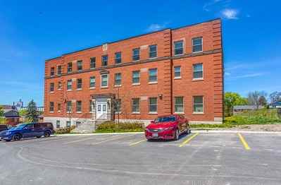 TVM 185 HUNTER STREET INC - Photo 4 of 42