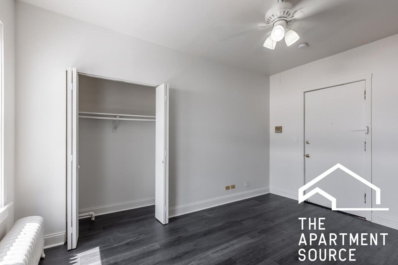 3957 W Irving Park Rd #305 - Photo 7 of 9