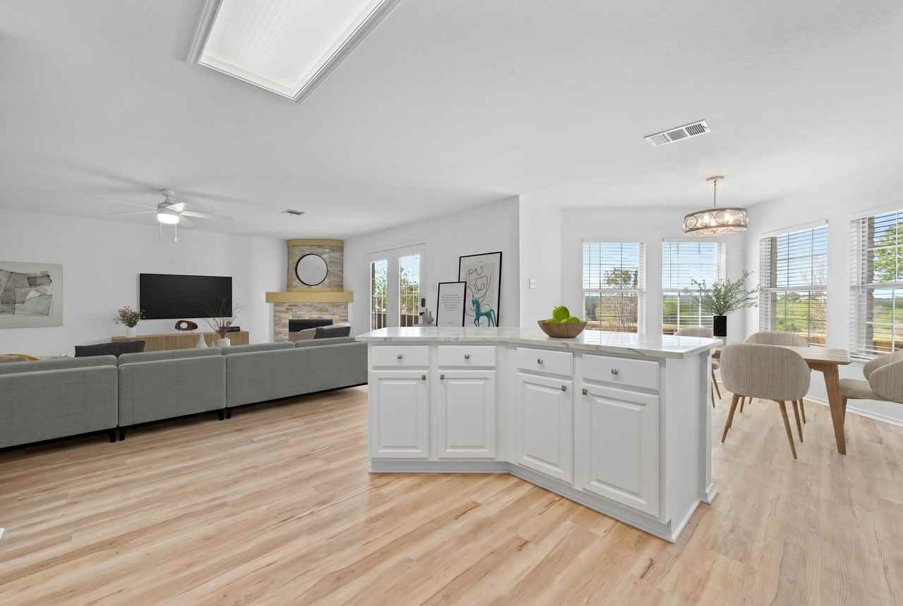 2412 Regal Park Ln - Photo 2 of 41
