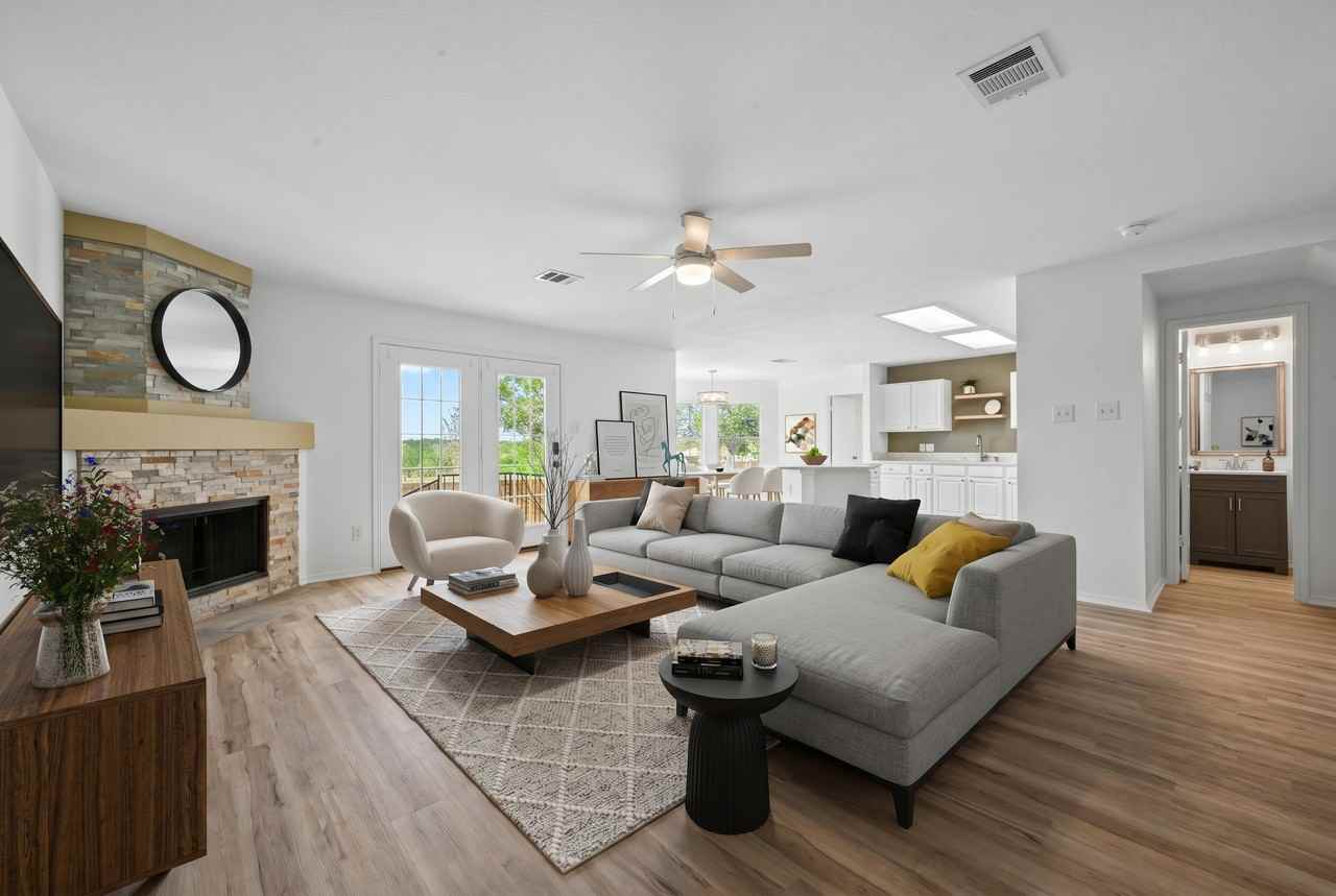 2412 Regal Park Ln - Photo 3 of 41