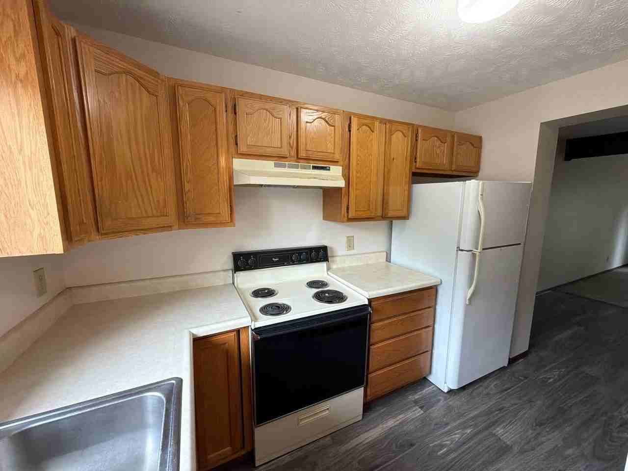 4620 Grassridge Rd - Photo 5 of 18