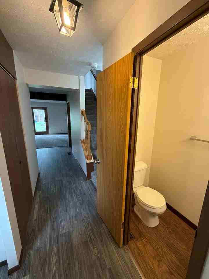 4620 Grassridge Rd - Photo 7 of 18