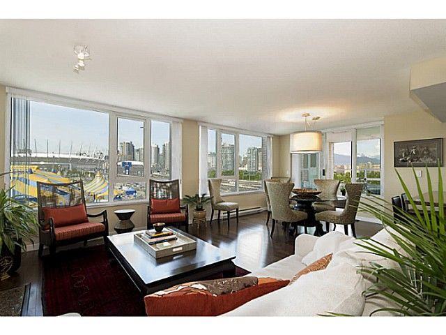 125 Milross Ave - Photo 4 of 18