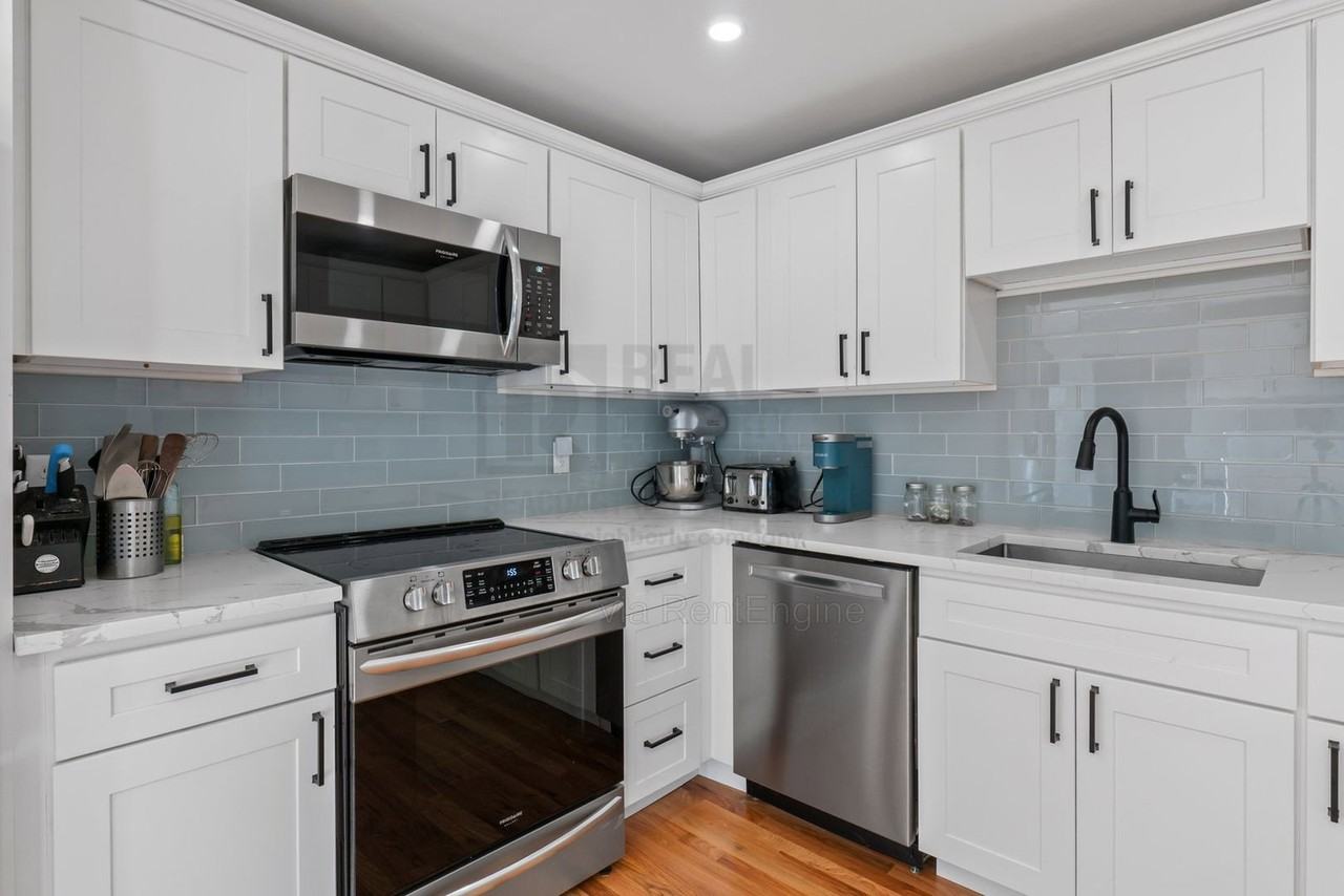71 Rutland St - Photo 5 of 46