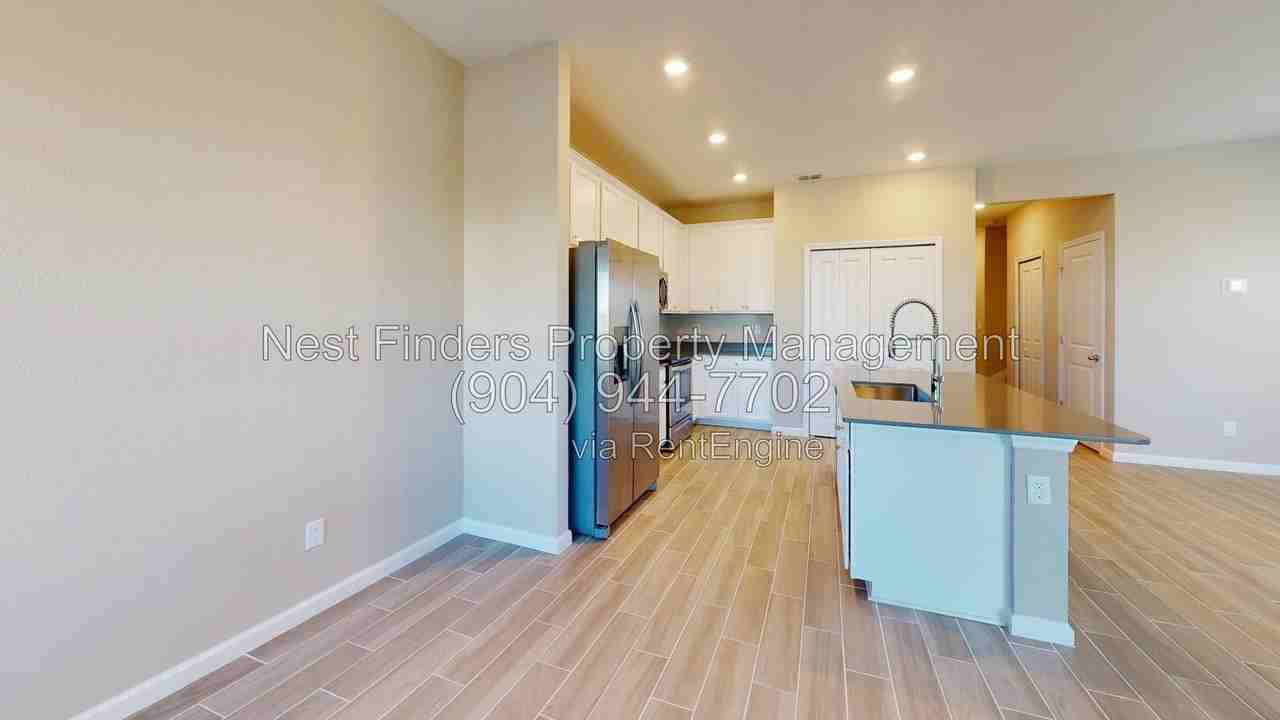 369 Boracay Cir - Photo 6 of 38
