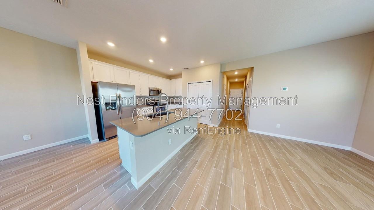369 Boracay Cir - Photo 7 of 38